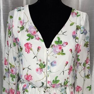 Express Floral Romper Ivory Lined Sheer Long Sleeve Pockets Women’s S Pleated